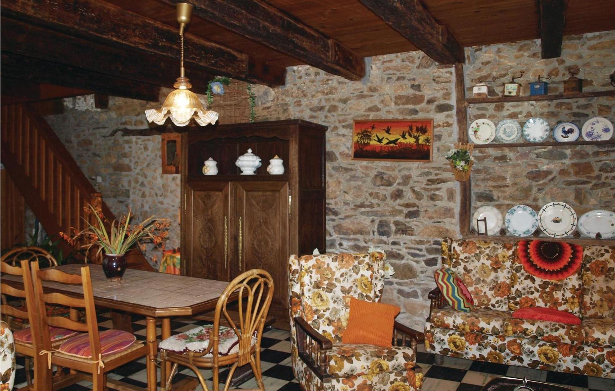 Lovely Home In Le Faouet With Kitchen מראה חיצוני תמונה