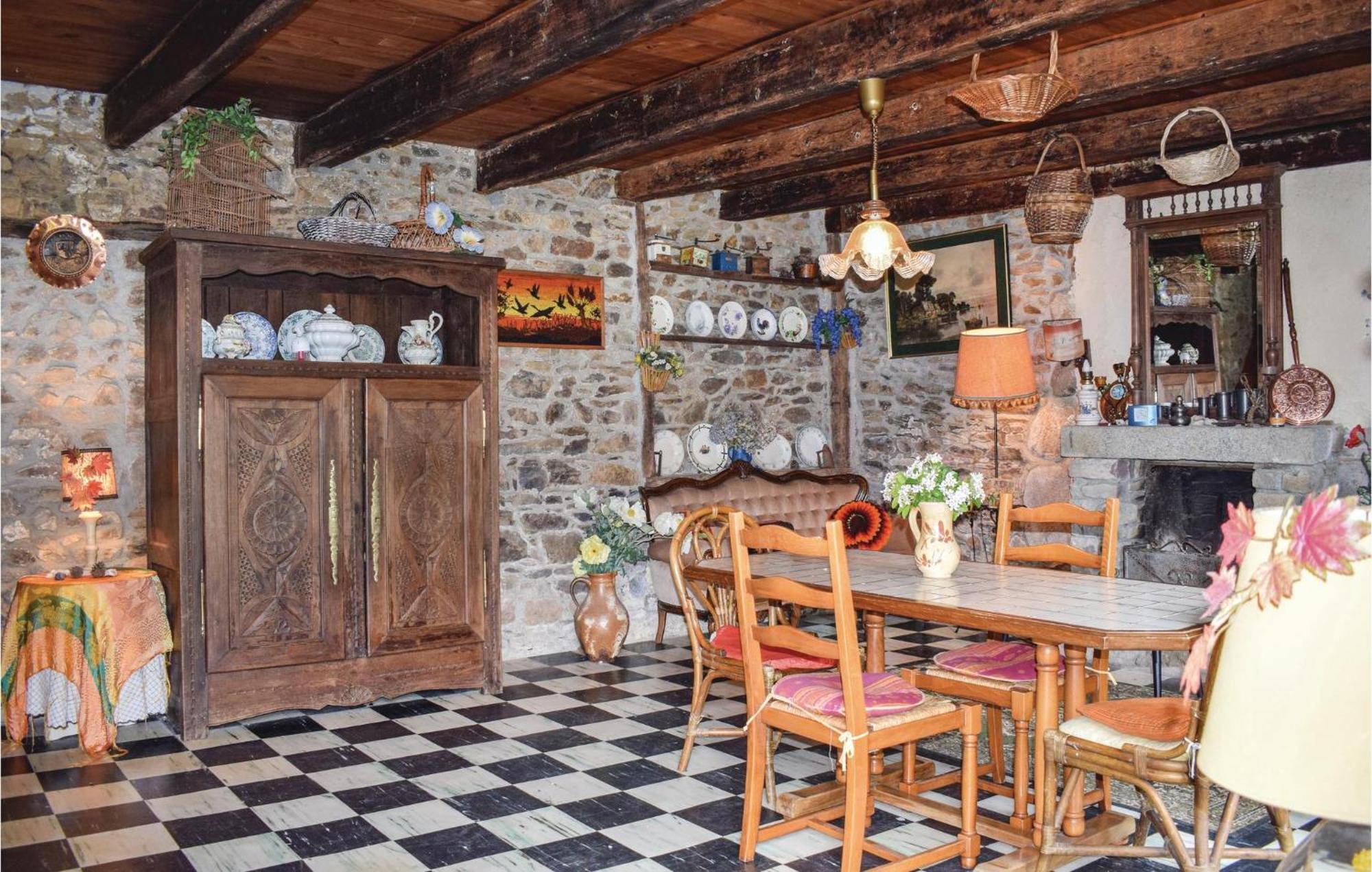 Lovely Home In Le Faouet With Kitchen מראה חיצוני תמונה